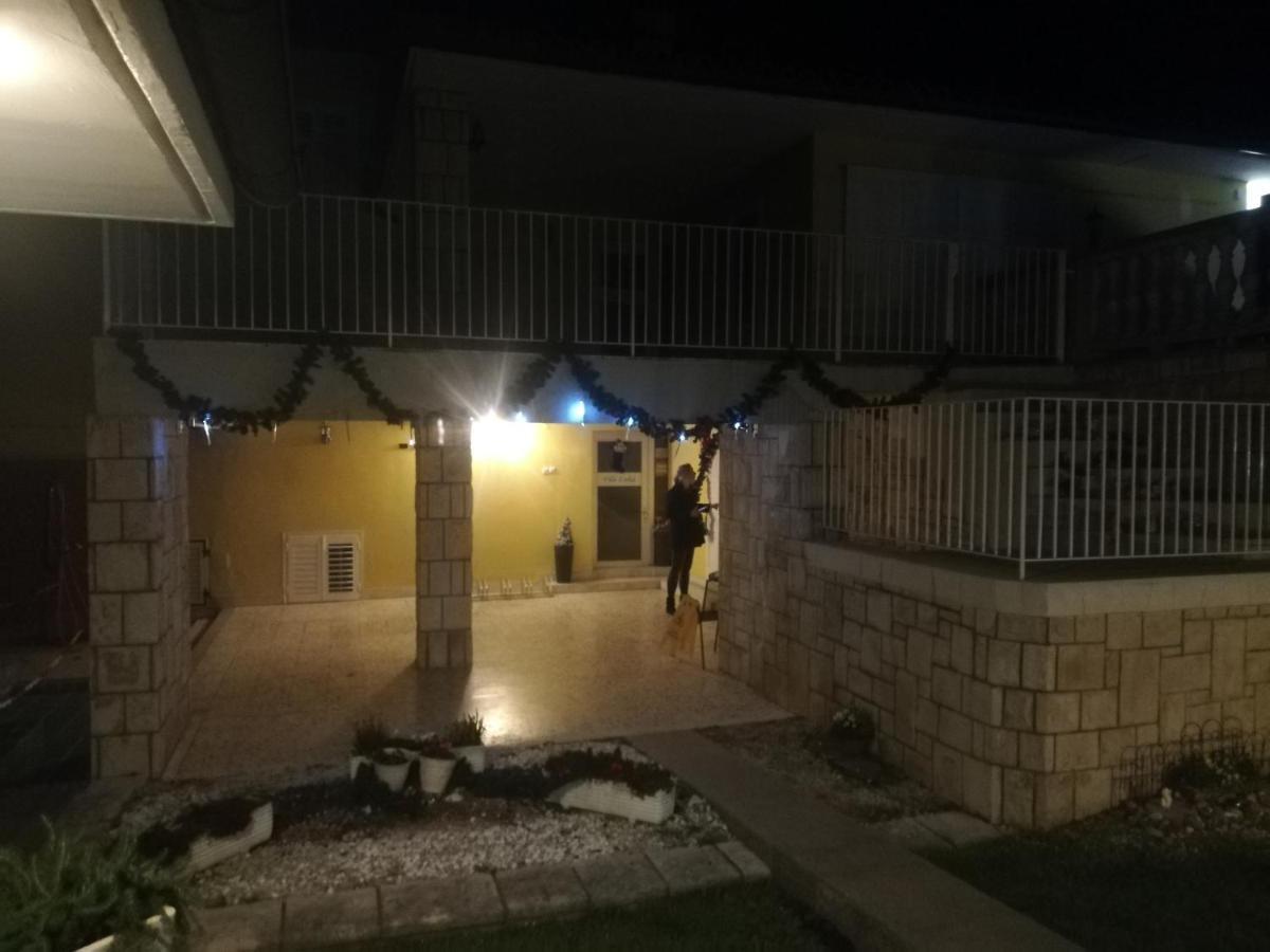 Guest House Vila Luka Portoroz Bagian luar foto